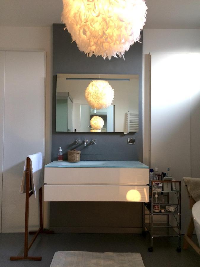 Grande Chambre + Chambre D'Appoint Hotel Ronchin Kültér fotó